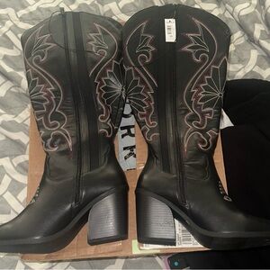 Torrid Black Embroidered Heeled Boots